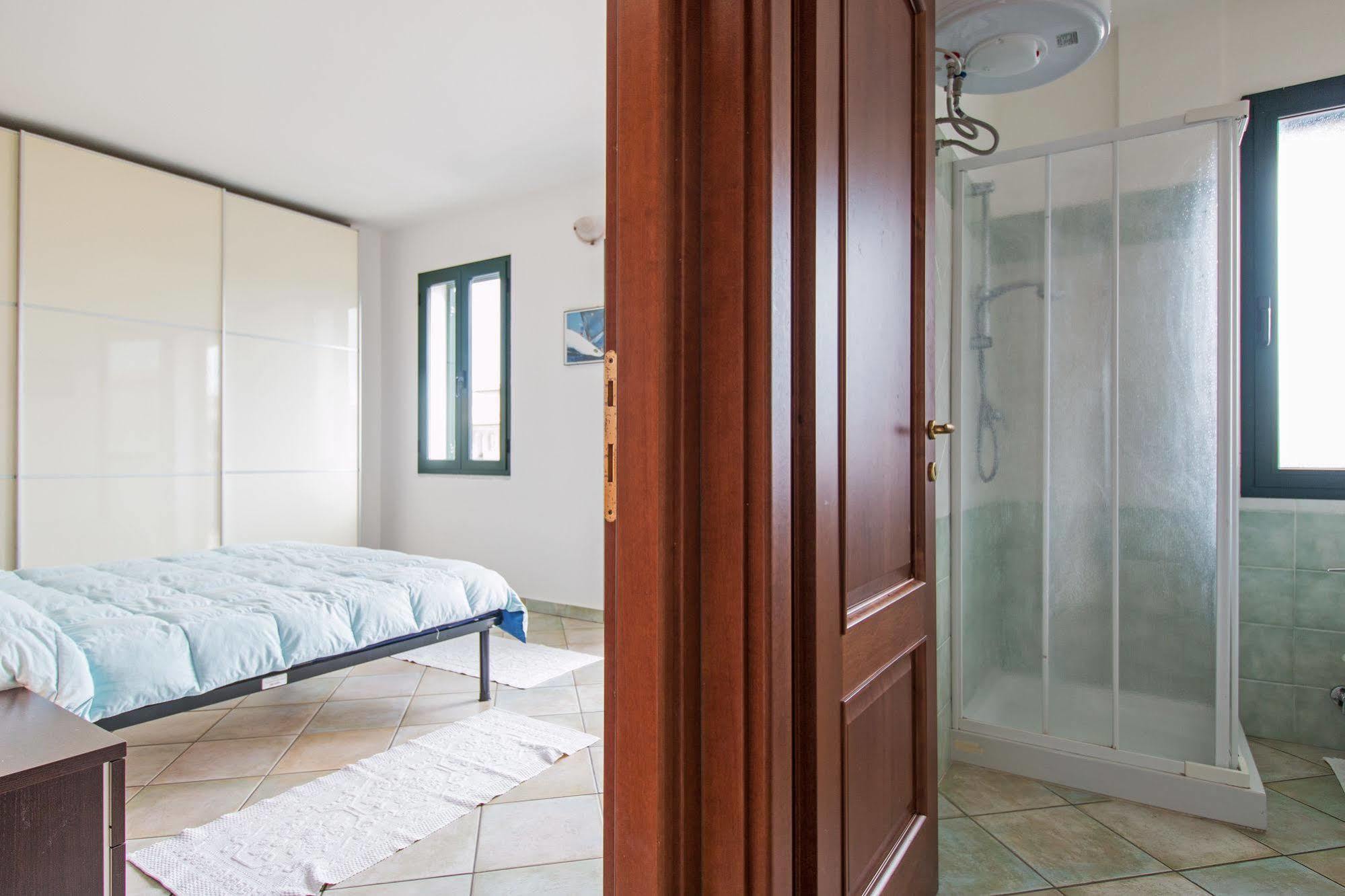 Residenza Maria Antonia - Private Apartment Orosei Exterior photo